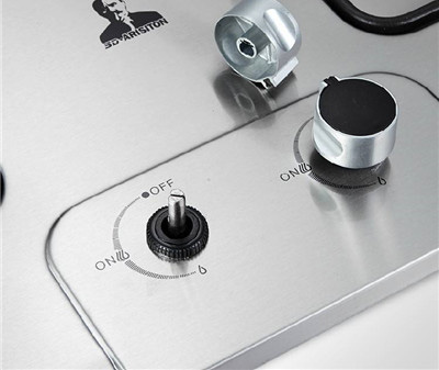 ����˹�Dȼ����r������X 