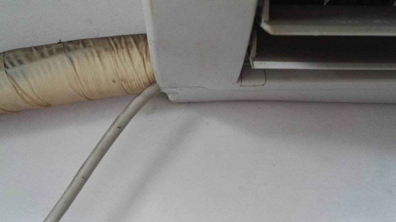 ��ʽ���{©ˮ��ʲôԭ��