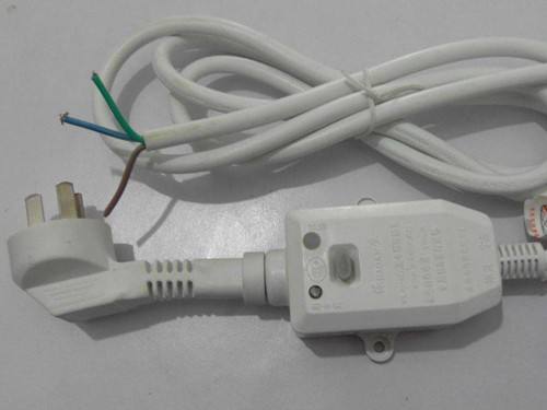 熱水器保險(xiǎn)總跳閘怎么回事