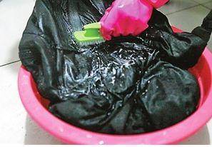 羽絨服能用洗衣機(jī)洗嗎