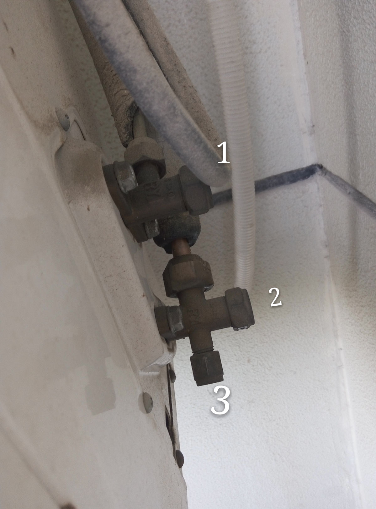 空調(diào)拆機(jī)為什么要收氟